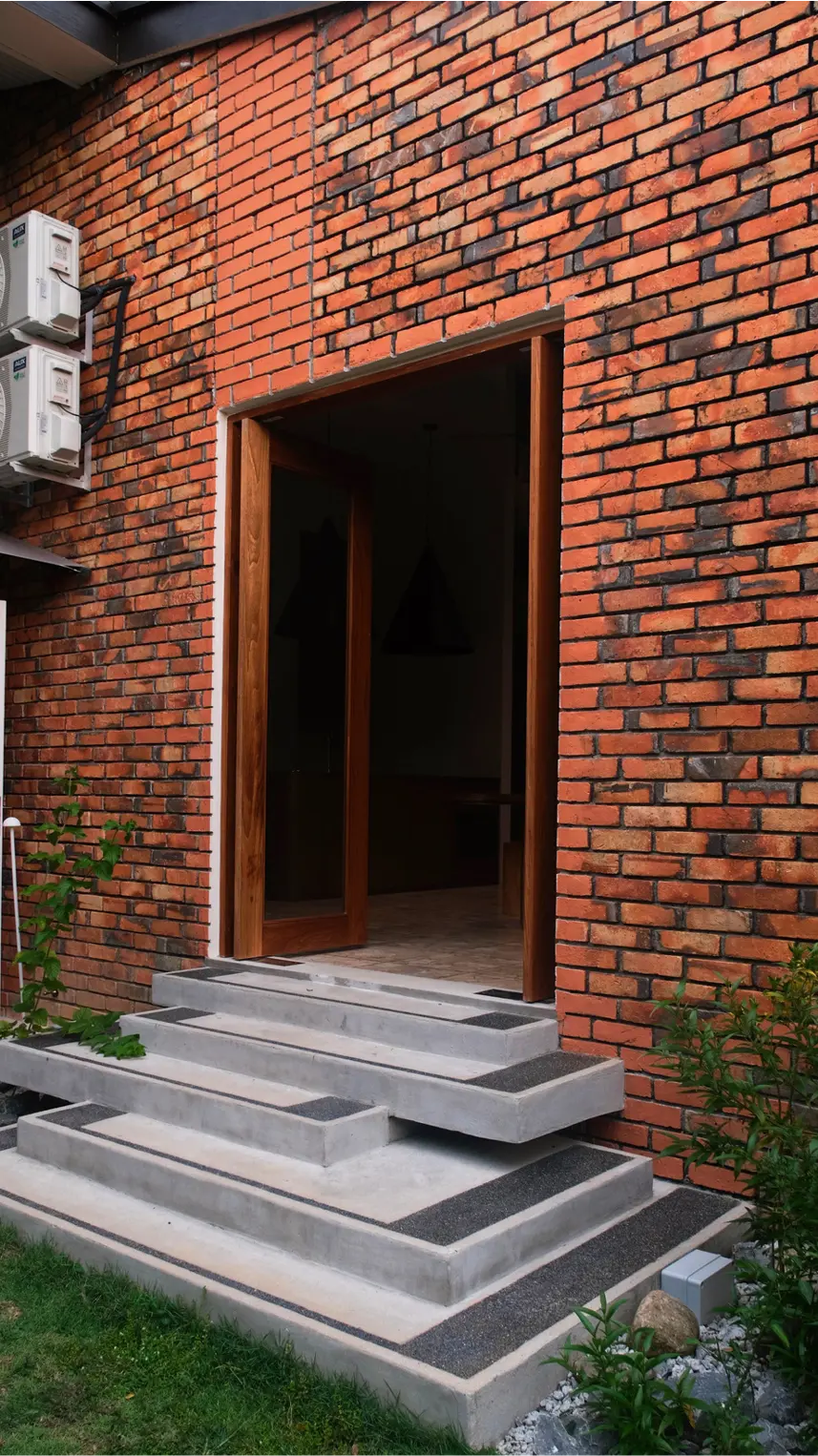 Red brick detail